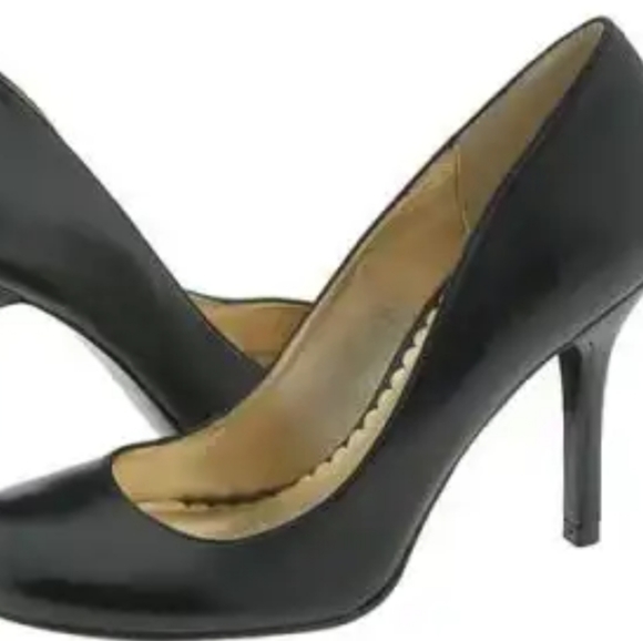 Jessica Simpson Henri round toe pump